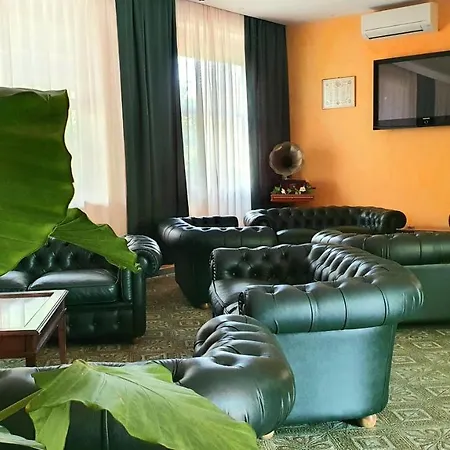Leonardo Отель 3*