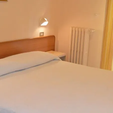 Leonardo 3* Кьянчано-Терме